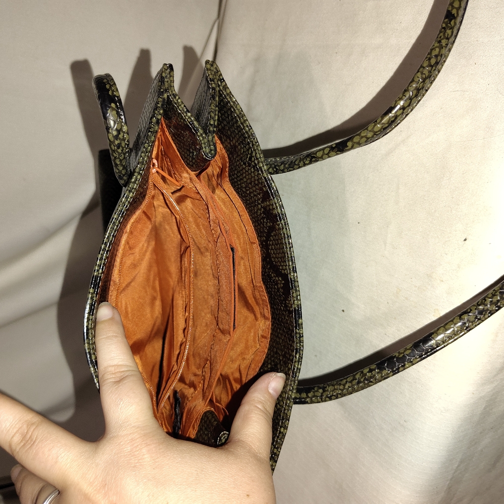 Nine West purse fake  snake skin, orange interior - Picture 5 of 5